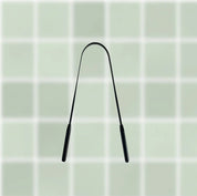 black-tongue-scraper-fron